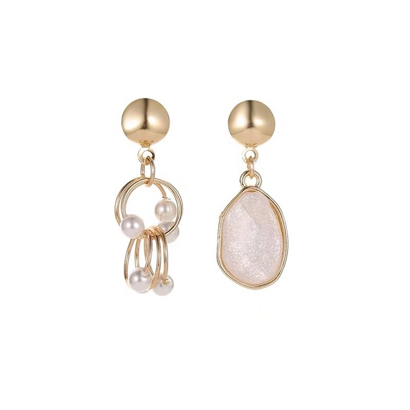 Final sale ‼️ Hand made New two different earrings - Picture 2 of 4